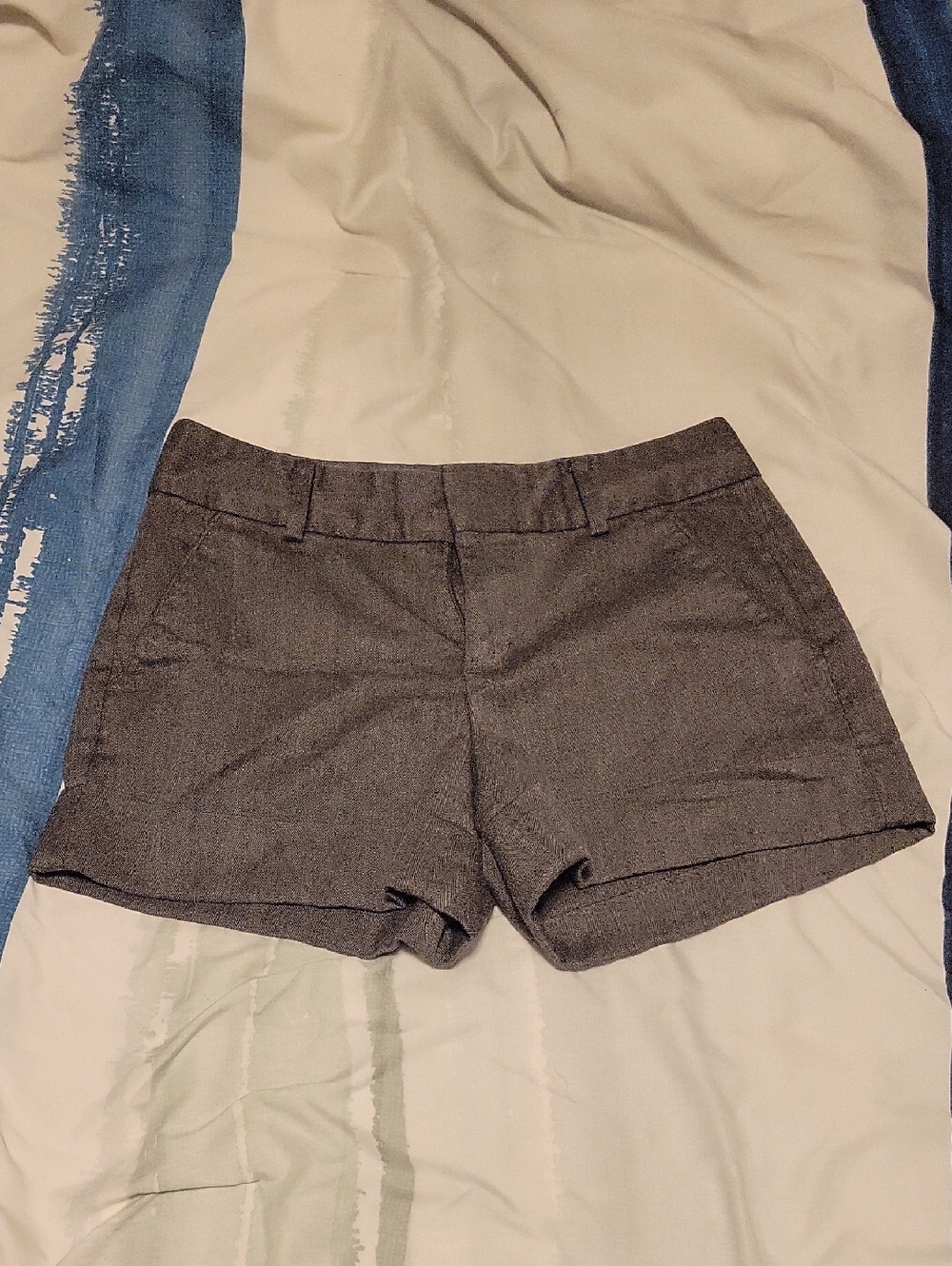 GAP Women's High Waist Tailored Shorts in Gray- Size 0